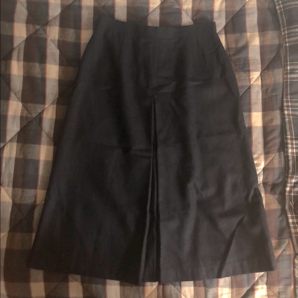 Vintage navy wool skirt — Aubergine, sz 14